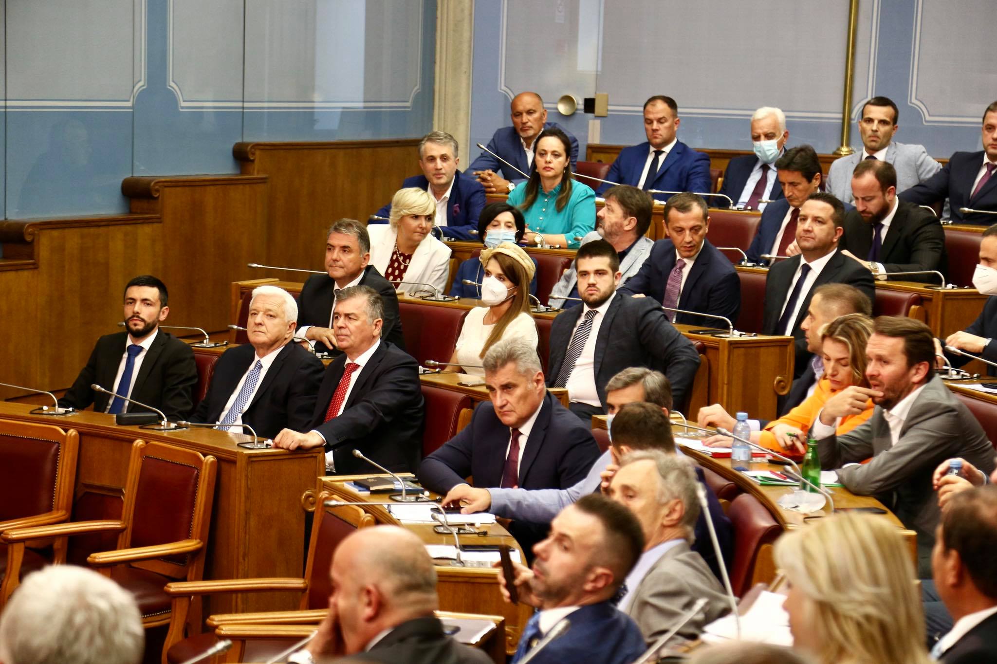 Povukli inicijativu za izglasavanje nepovjerenja Vladi