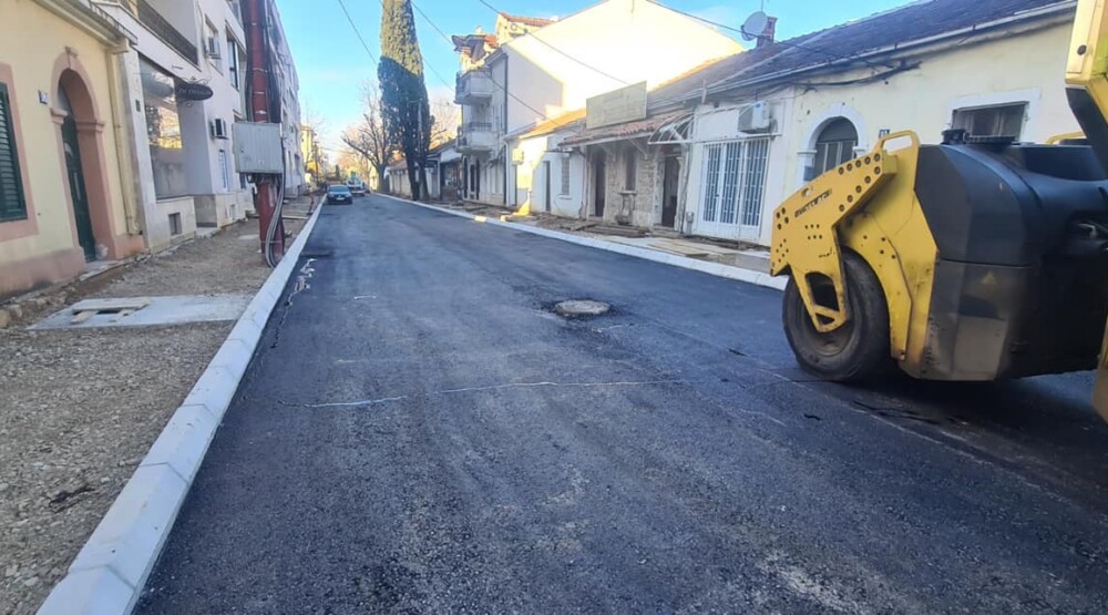 Vuković pokazao kako napreduju radovi u Hercegovačkoj ulici