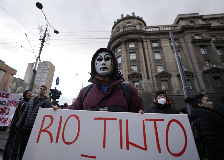 Protest u Srbiji: Vučić do Božića da otjera Rio Tinto iz Srbije