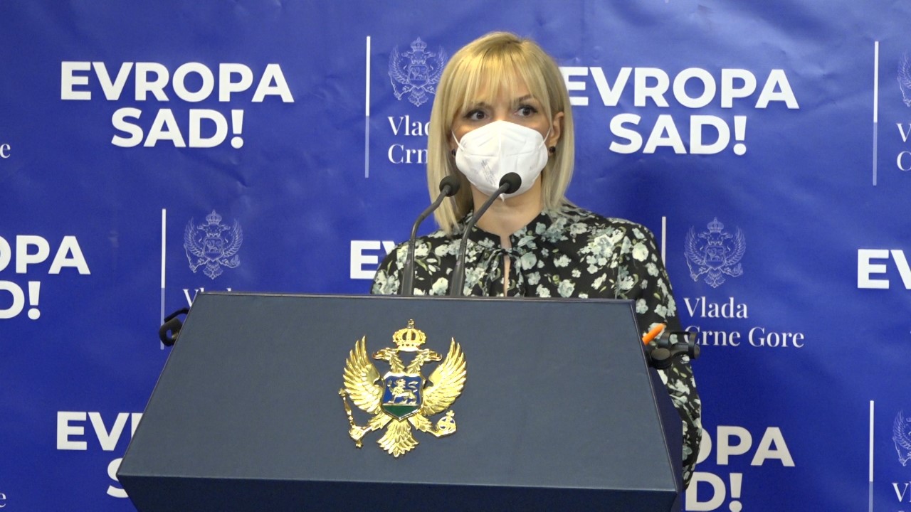 MJERE za Novu godinu: Hoteli i kafići će raditi do jedan sat poslije ponoći, ulazak uz covid potvrde