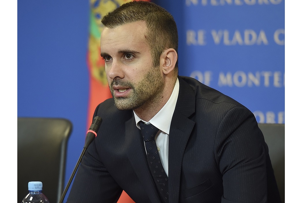 Spajić: Nisam ni sanjao da će bolji standard građana dovesti do ovog političkog stampeda