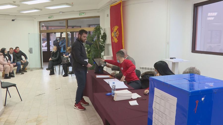 (UŽIVO) Izbori u Mojkovcu; Mandić: DPS izgubio u Mojkovcu, Vesko Delić novi gradonačelnik