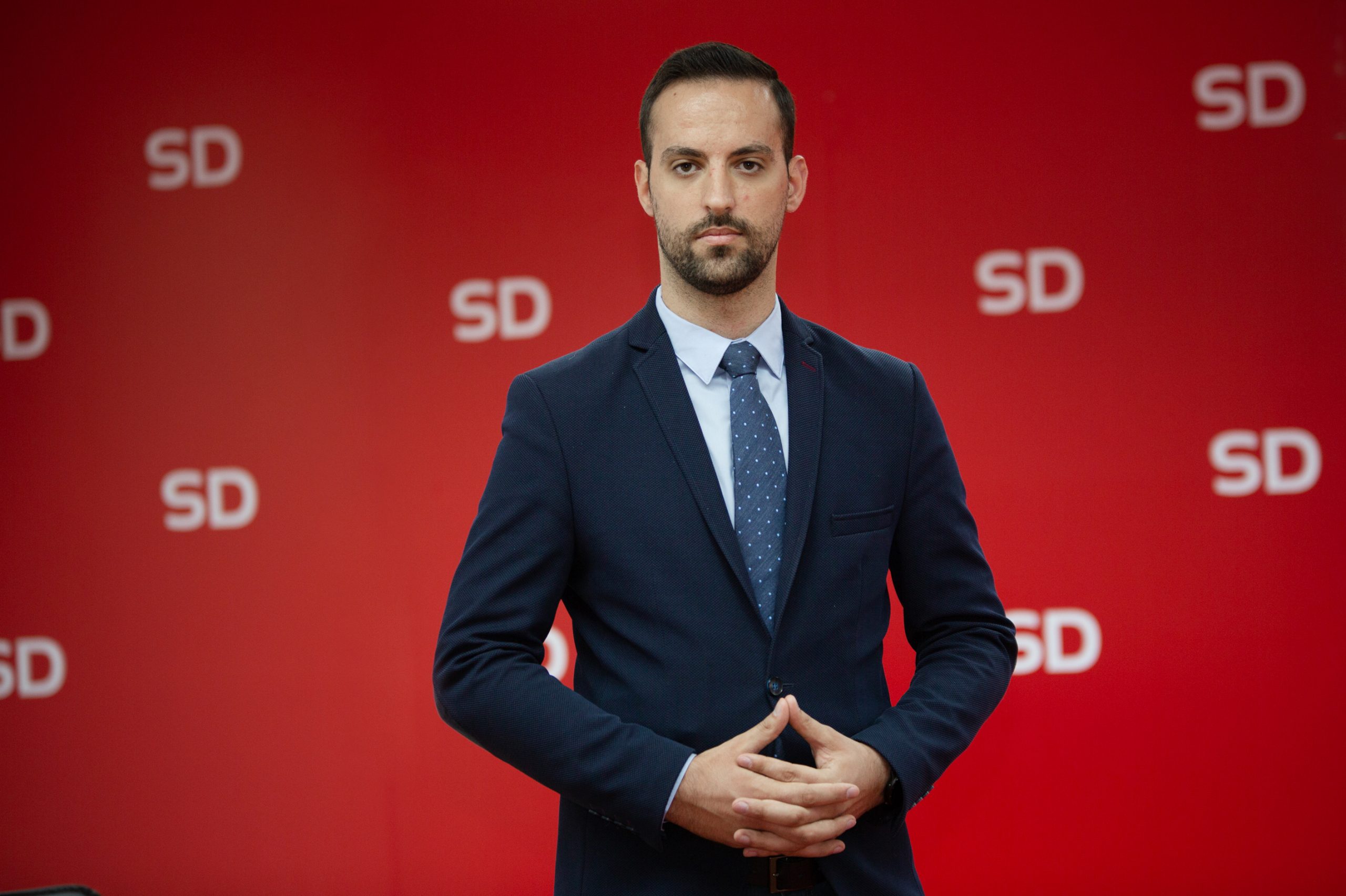 Zirojević: Abazović da ne miri Ukrajinu kao što je Crnu Goru pomirio
