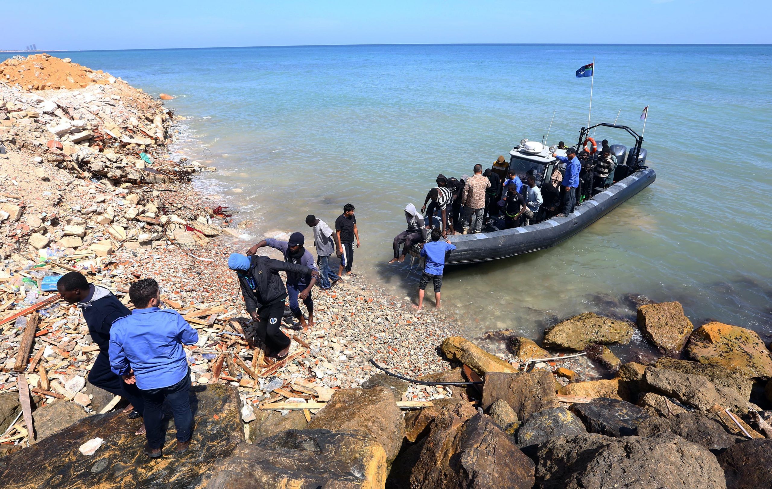Na obalama Libije pronađena tijela 27 ljudi