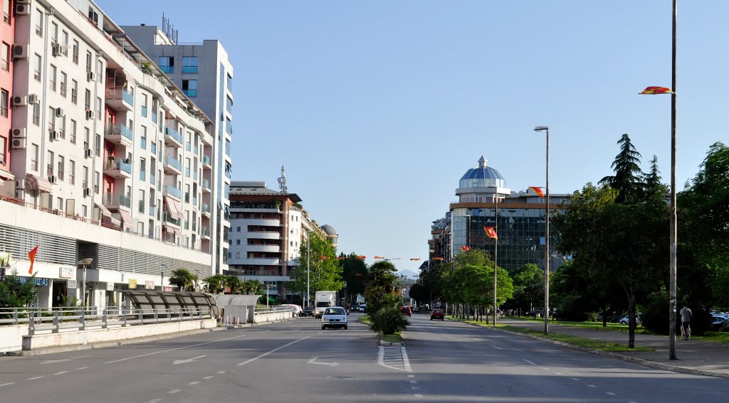 POPRAVLJAO KAFEMAT: Strujni udar usmrtio Podgoričanina