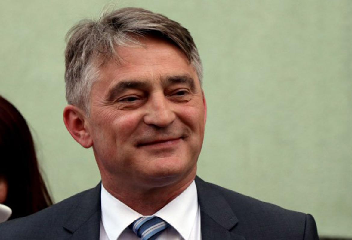 KOMŠIĆ: Dodikova je vlast, uz podršku Srbije i Rusije, odlučila da žrtvuje mir