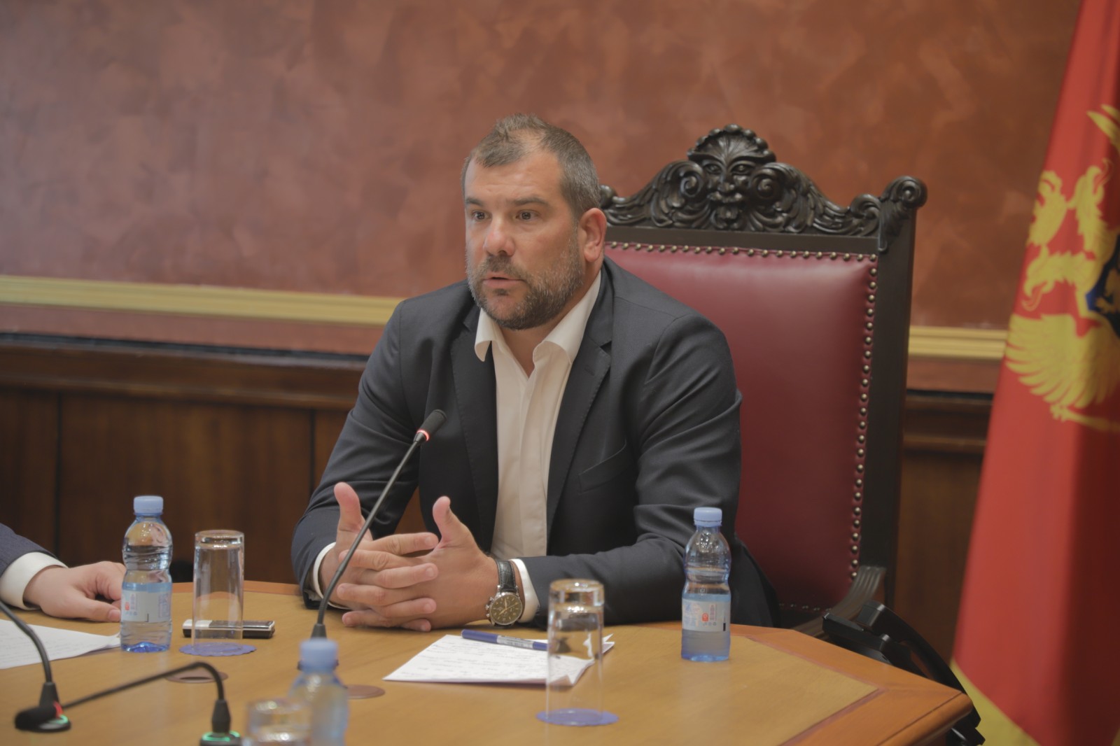 Krapović: Ura pozvala DPS u koaliciju, partiju koja je produkt Slobodana Miloševića