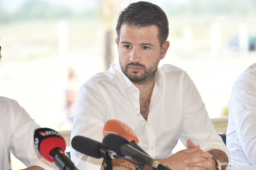 Milatović: Čudi udaljavanje od rezultata postignutih napornim radom