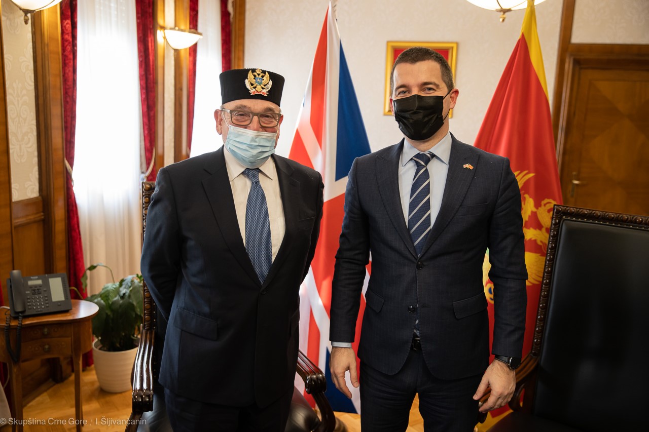 Pič sa Bečićem: Nečemo zauzimati bilo čiju stranu, ali podržavamo demokratiju i institucije