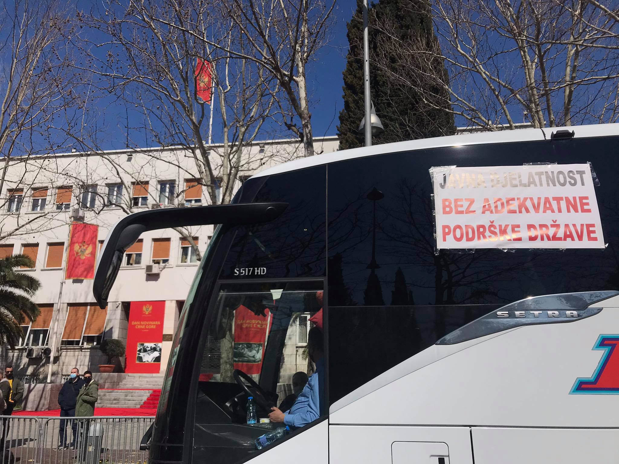 Prevoznicima 500 eura po autobusu