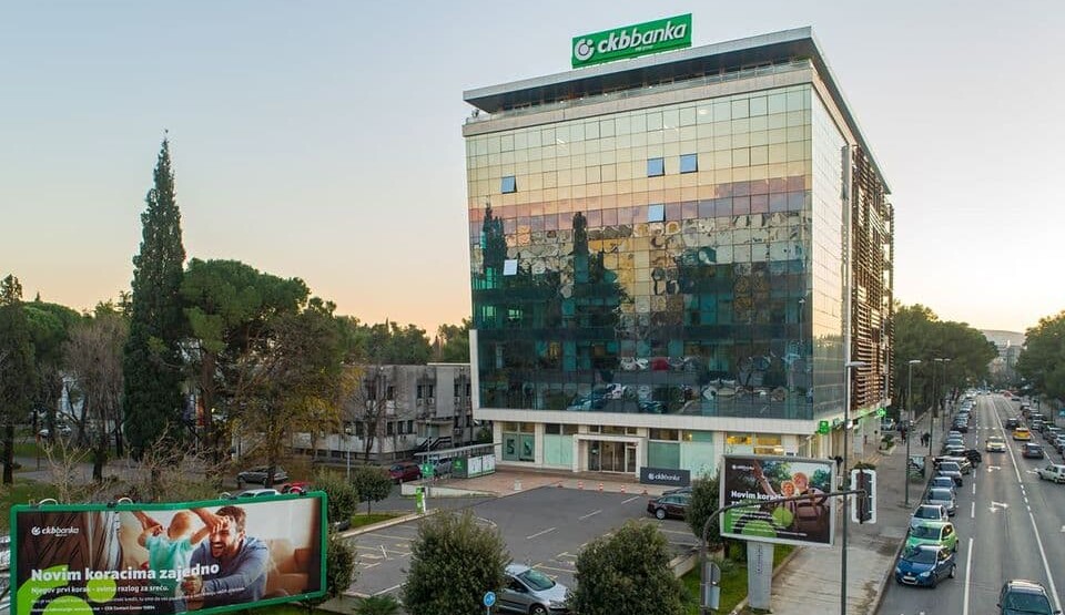 PRONEVJERA NOVCA IZ CKB: Pavićević, Strugar i Niković na saslušanju u SDT – sumnja se da su 50 hiljada eura iznijeli u kešu, a 50 hiljada skinuli sa računa građana