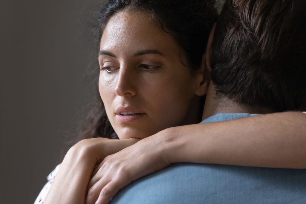 OSAM ZNAKOVA EMOCIONALNO NEDOSTUPNOG MUŠKARCA: Evo kako ga prepoznati