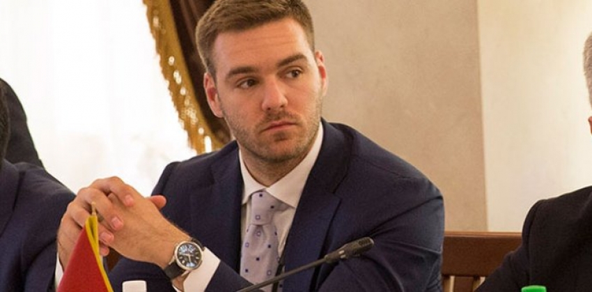 Rakočević: Podatak da smijenjenu Vladu podržava 2,8 odsto potvrđuje nužnost organizovanja vanrednih parlamentarnih izbora