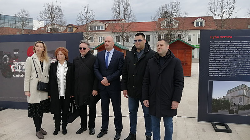&#8220;Osam slika – osam priča iz Legata Petra Lubarde&#8221; na Trgu Slobode u Nikšiću