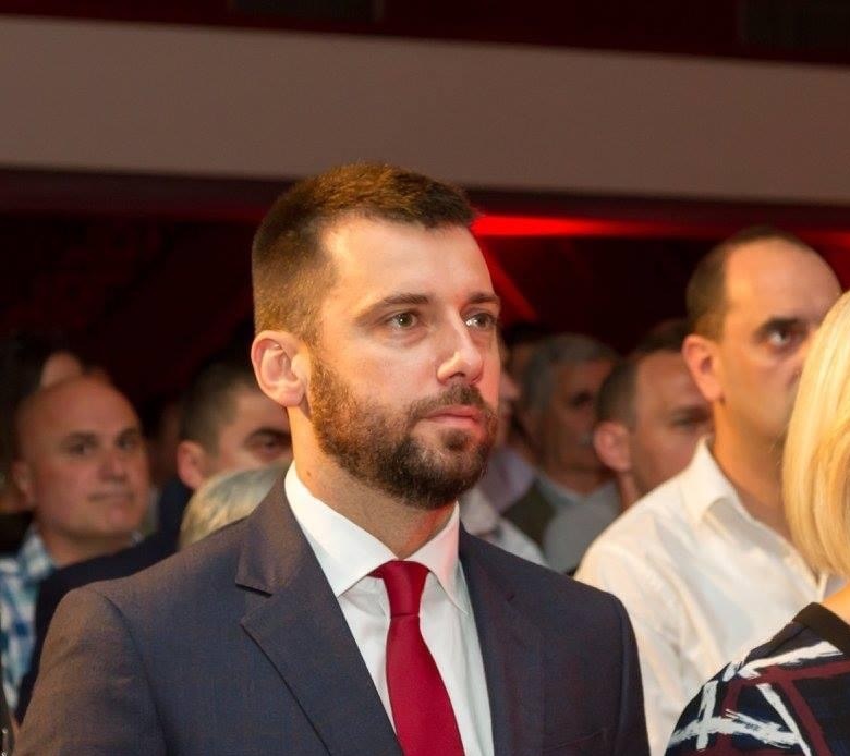 Zeković: Marović jedna od najkompetetnijih ministara u Vladi, nije prisustvovala izlasavanju nakaradnog Ugovora sa SPC