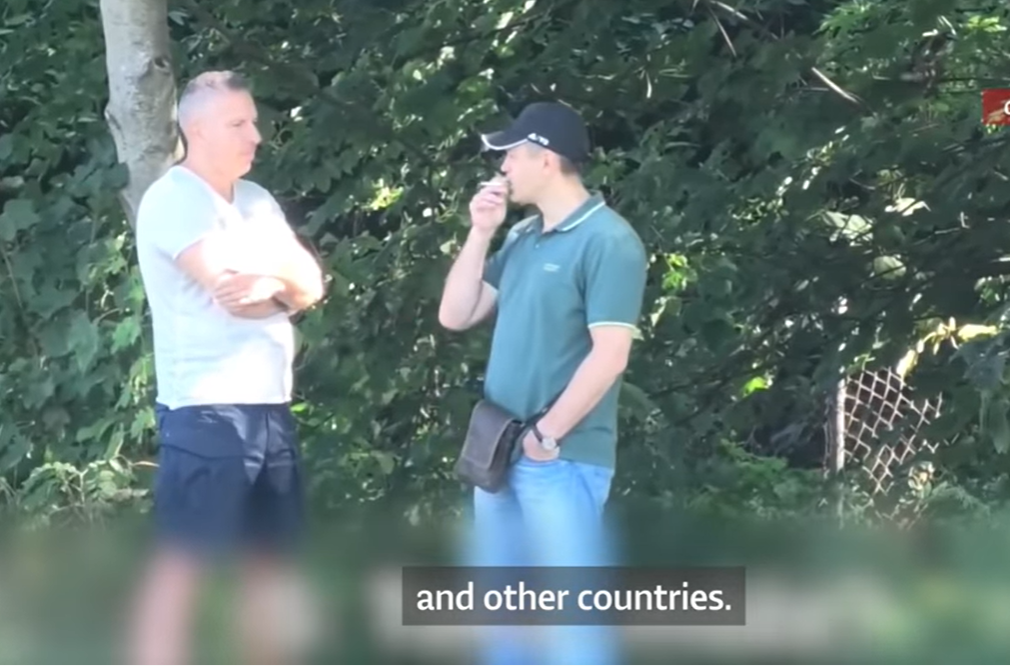 VIDEO: Ruski diplomata snimnjen kako regrutuje špijuna; Slovačka protjerala zbog špijunaže trojicu ruskih diplomata