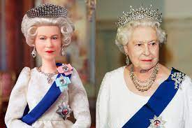 FOTO: Kraljica Elizabeta za 96. rođendan dobila Barbiku sa svojim likom