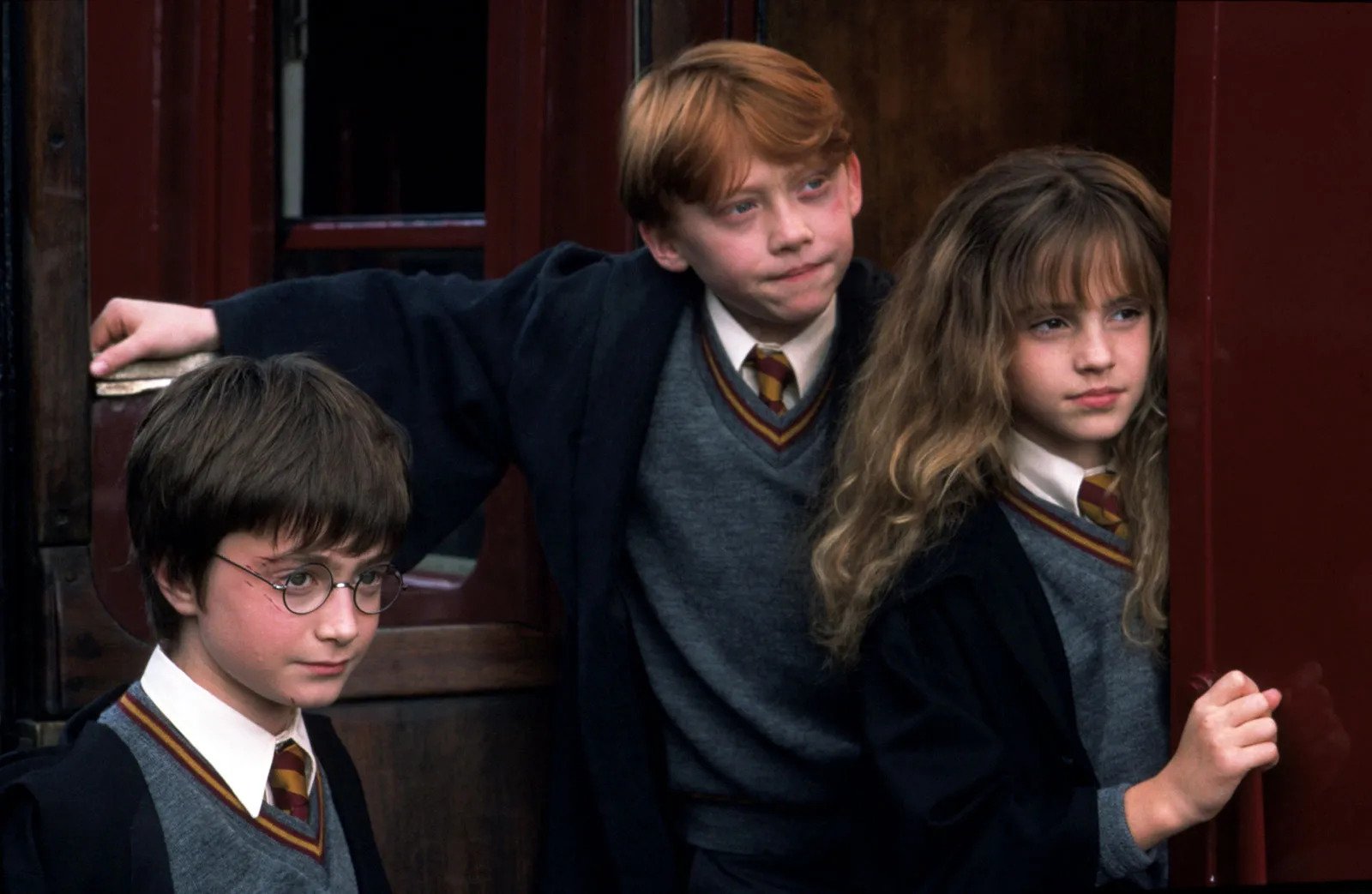 SKANDAL U VELIKOJ BRITANIJI: Serijal o Hariju Poteru izostavljen sa liste 70 najboljih knjiga objavljenih za vrijeme Elizabete II