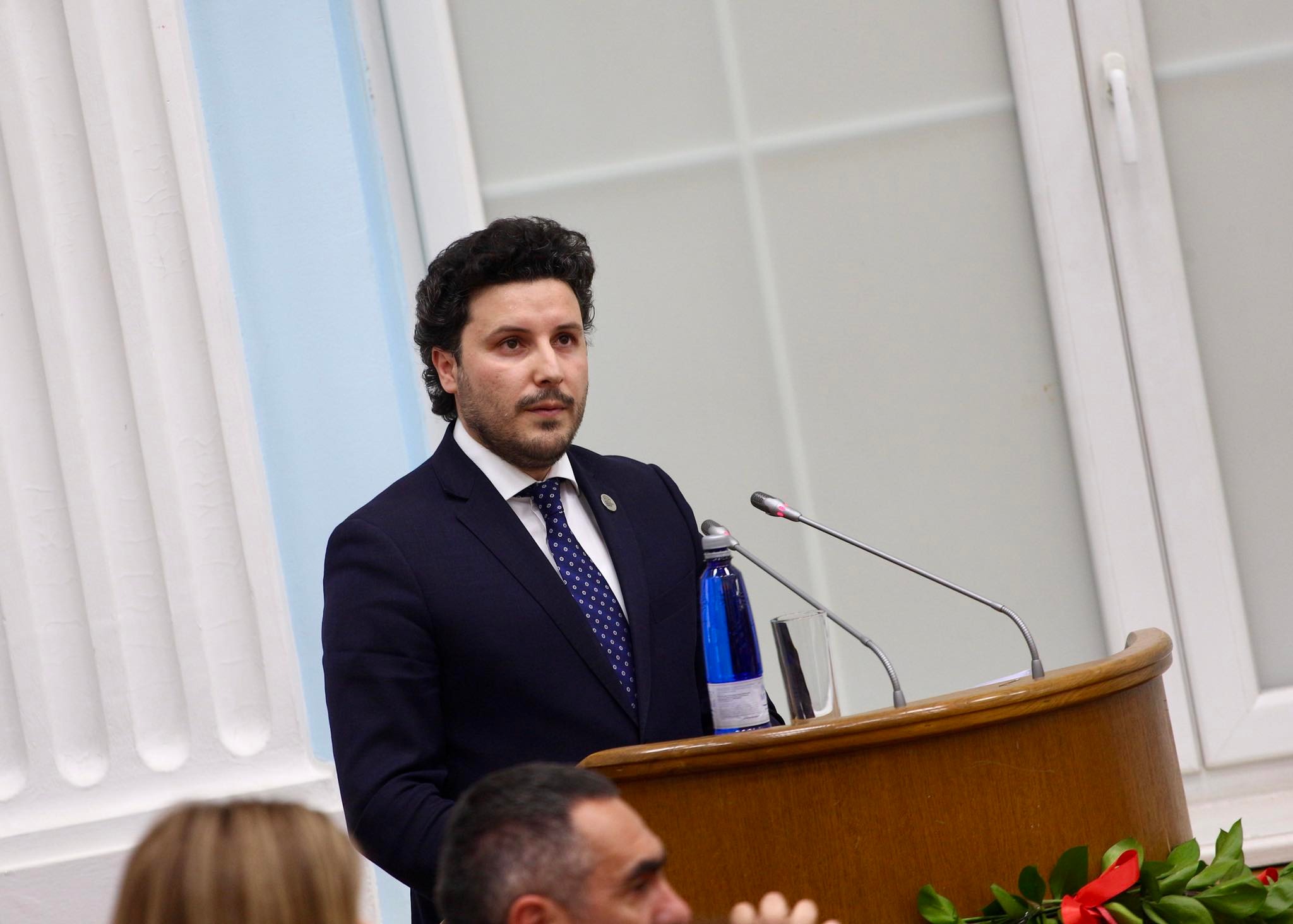 U PETAK PREMIJERSKI SAT: Pitaće Abazovića kakav je status Kneževića u UP, je li promijenio mišljenje o DPS-u, zbog čega se zastalo u borbi protiv kriminala&#8230;