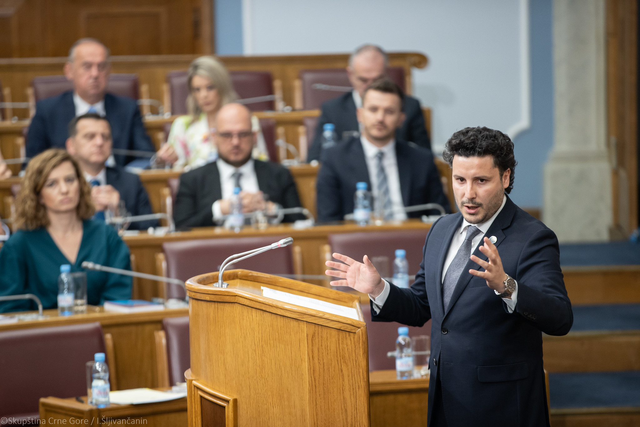 Abazović: Sve se dešava zbog zaplijenjenih Bemaksovih cigareta, politički izvođači Konjević i Bošković, raskrinkao sam hobotnicu