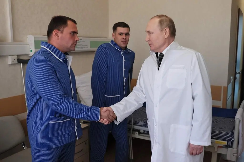 Putin potpisao novi zakon: Produžio rad u vojsci do 65. godine