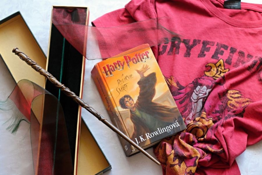 Neredigovani primjerak knjige o Hariju Poteru prodat za 40.000 funti