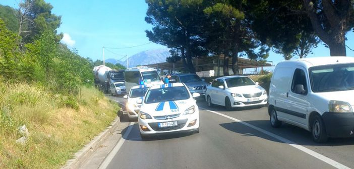 Na putu Bar – Petrovac: Povrijeđen biciklista u saobraćajnoj nezgodi kod Crvene plaže