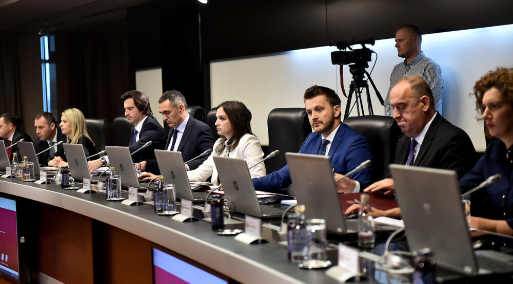 Vlada odlučila o više kadrovskih pitanja: Poleksić opozovan sa mjesta ambasadora, Maraš vd pomoćnika direktora UIKS-a