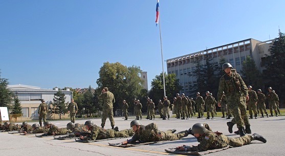 Raspisan oglas za izbor tri kadeta/kinje na vojnim akademijama u Hrvatskoj i Sjevernoj Makedoniji