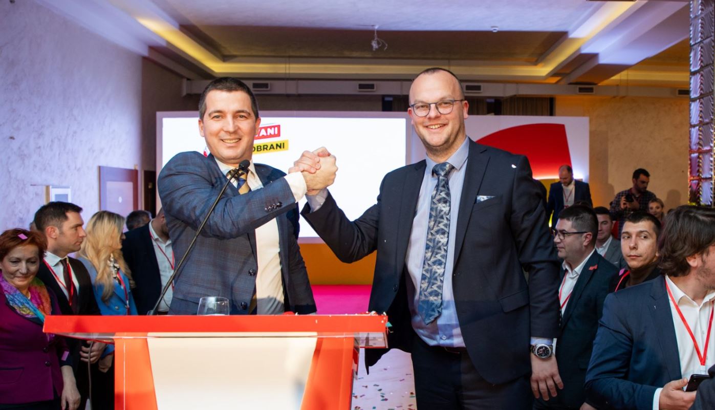Todorović iz DF-a dvije godine predsjednik Opštine Berane, potom Ćulafić iz Demokrata; Demokrate: Manjinska vlada poražena u opštini Berane