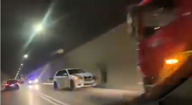 (VIDEO) Udes u tunelu Sozina, nema povrijeđenih, saobraćaj usporen