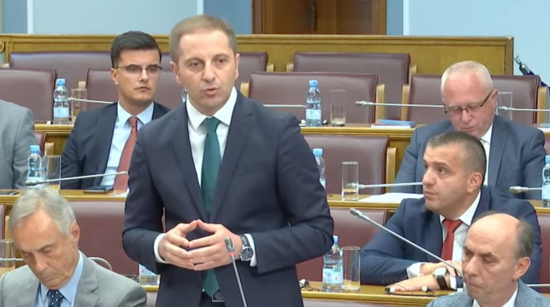 Šehović: Abazović i Vlada bježe od egzistencijalnih problema građana, cijene divljaju, hrana sve skuplja