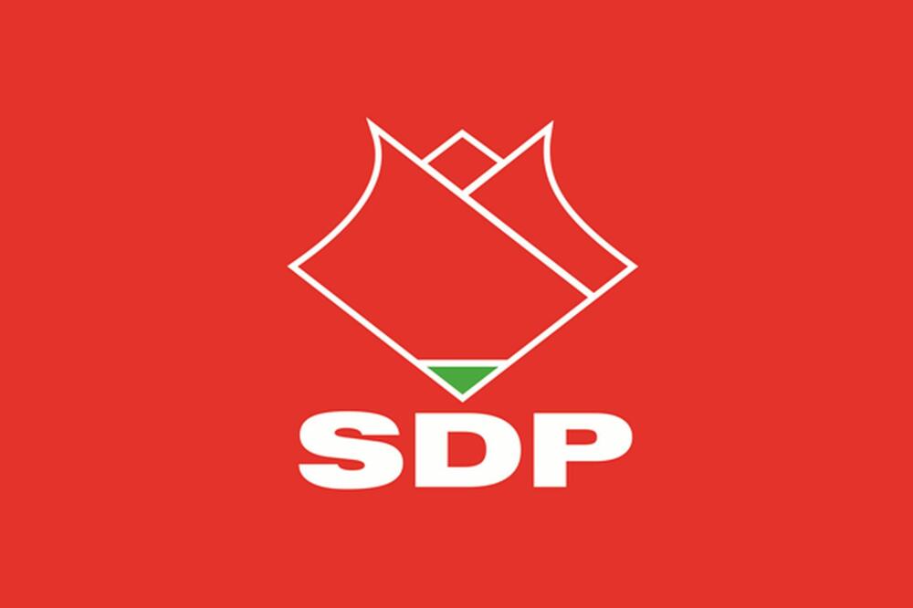 SDP: Crna Gora nema vremena za čekanje i bavljenje nametnutim i tuđim temama koje nas dijele i udaljavaju od EU puta