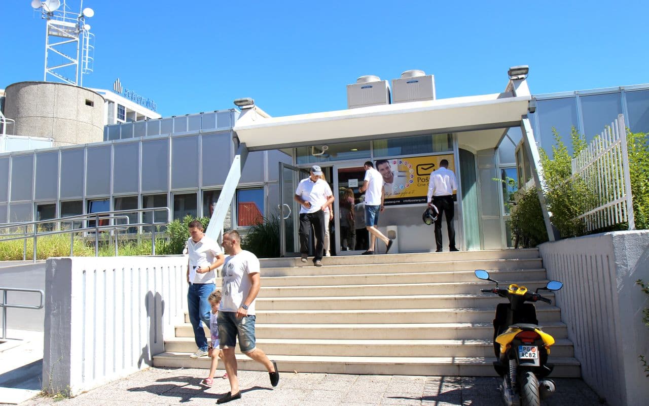 Tender MUP-a: Skoro pola milona eura za registarske tablice