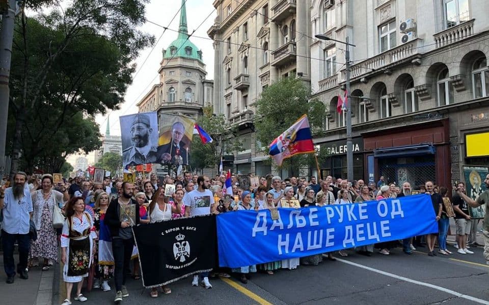 “Noćni vukovi”predvodili kolonu “Litije za spas Srbije” u Beogradu