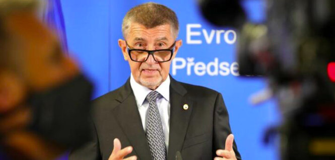 Premijer Češke optužio bivšeg premijera za zataškavanje krivičnih djela