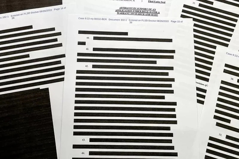 Objavljeno zašto je FBI upala u Trampovu vilu i kakvi su povjerljivi dokumenti pronađeni