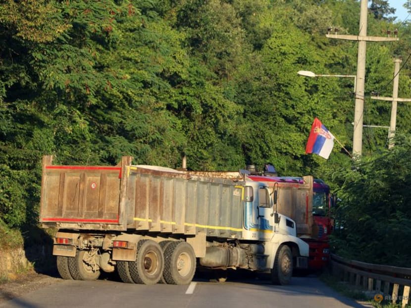 Kosovo: Uklonjene barikade na prelazima Jarinje i Brnjak, čeka se naredba Prištine