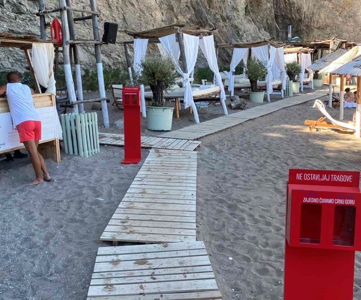 Ne ostavljaj trag za sobom, baci opušak u kantu!