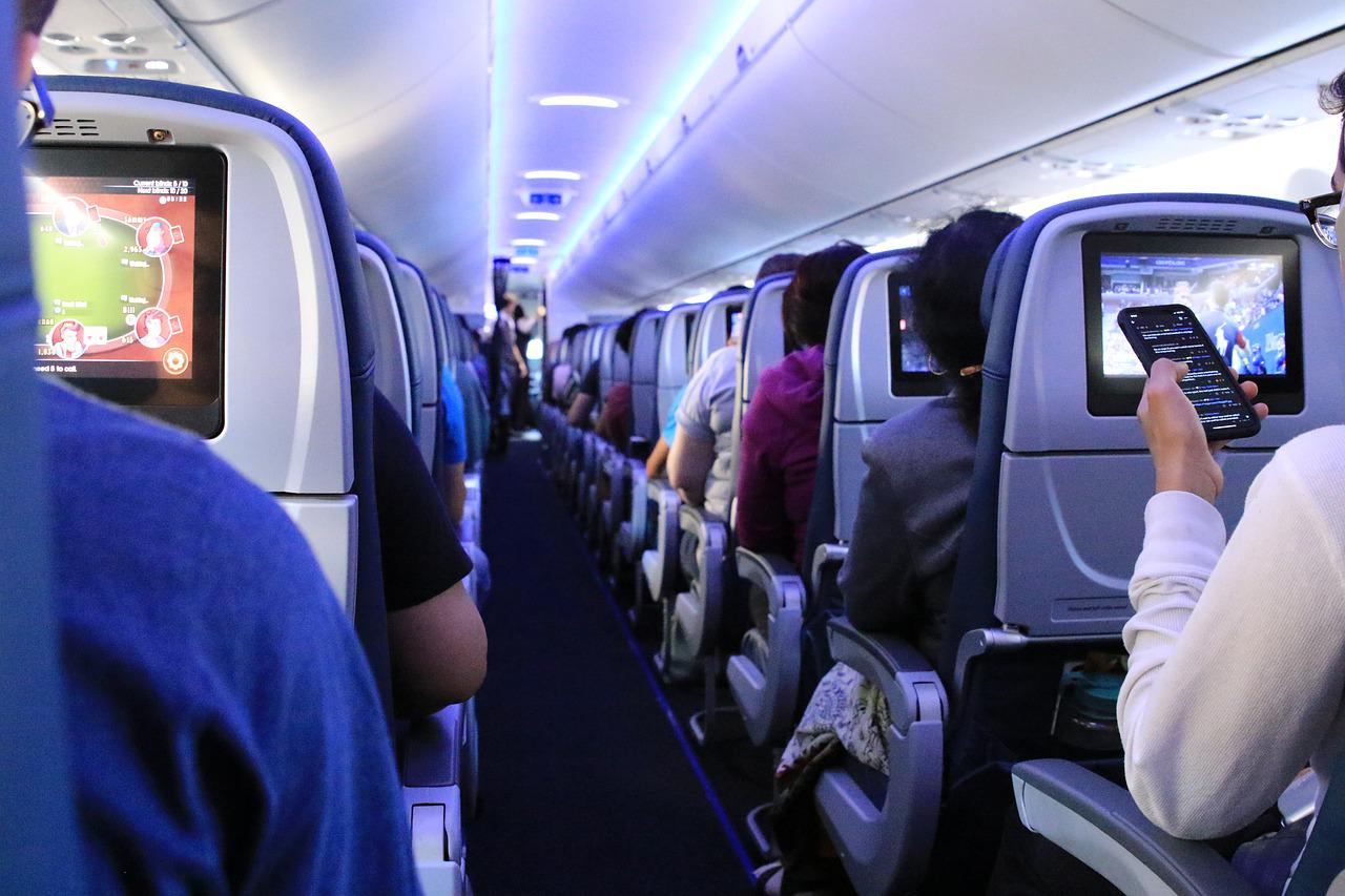 Avion prinudno sletio u Zagreb: &#8216;Putnik htio da otvori vrata u letu, vikao je: Vidimo se na nebu&#8217;
