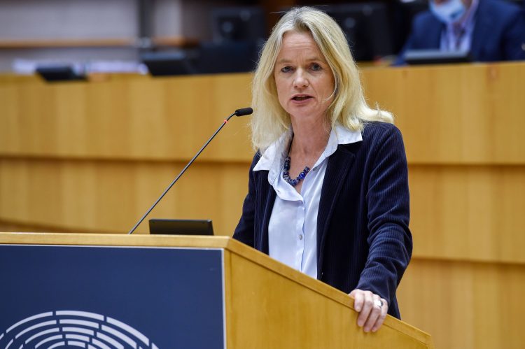 Fon Kramon: Plan saradnje Srbije i Rusije ozbiljan skandal – signal da zamrznemo pregovore u EU