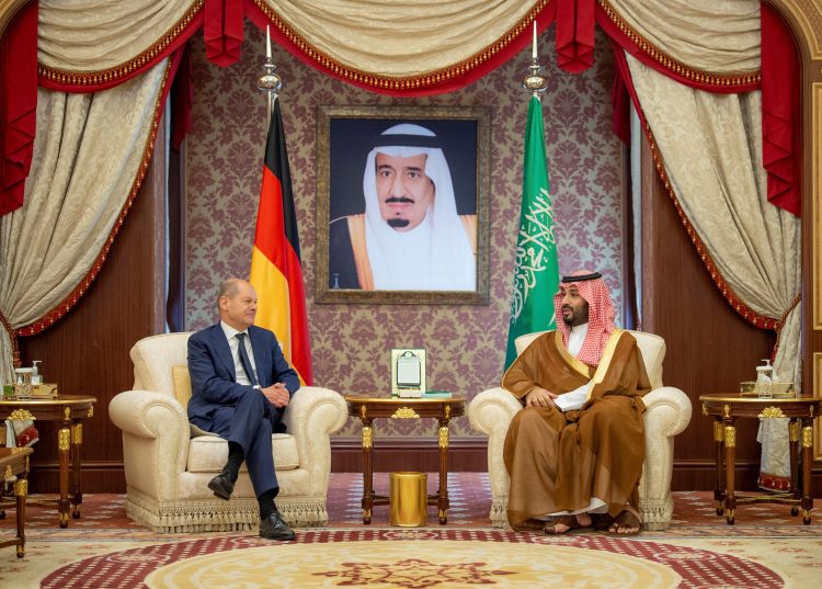Šolc: Vidljiv napredak u pregovorima o kupovini LNG i dizela iz UAE