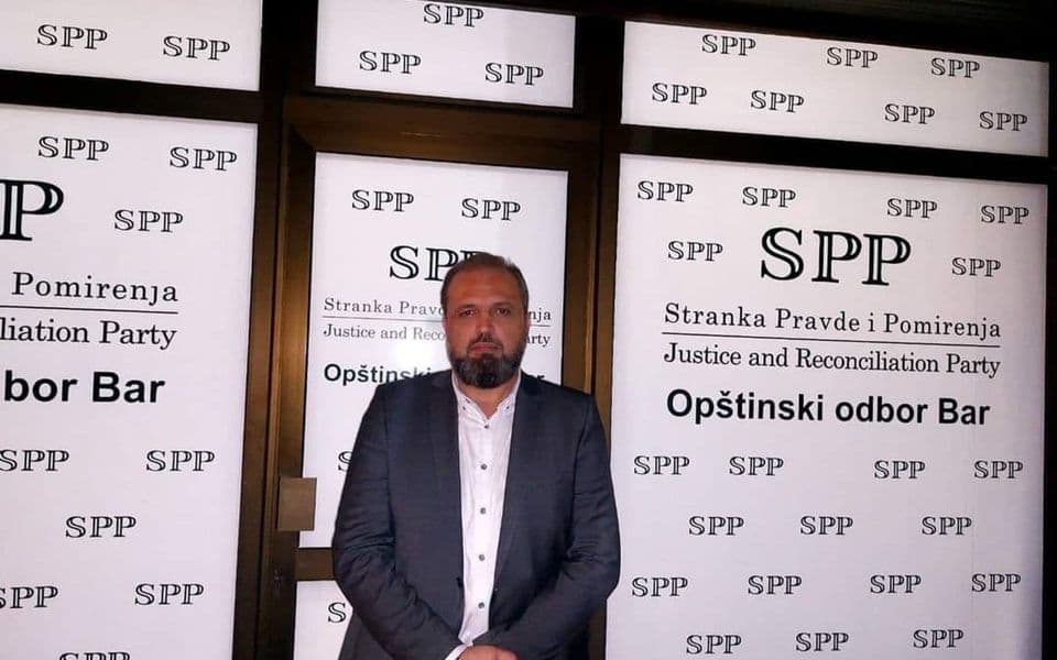Stranka pravde i pomirenja samostalno u Baru, nosilac liste Edin Duraković