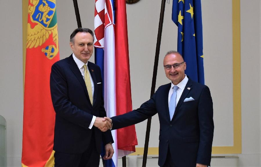 Krivokapić: Na brodu &#8220;Jadran&#8221; treba da se vijore zastave Crne Gore i Hrvatske