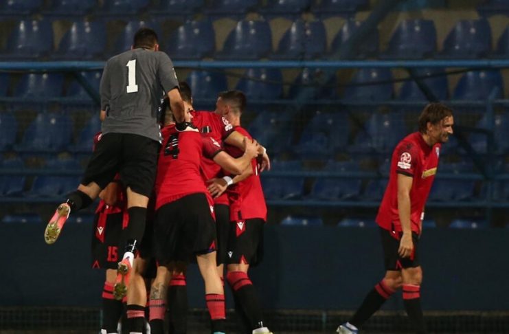 De i u Penal Lutrija Protiv Budu nosti Trofej Kupa Dobija Novog 