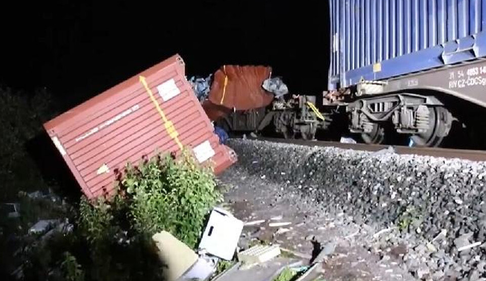U sudaru vozova u Hrvatskoj troje poginulih i najmanje 11 povrijeđenih