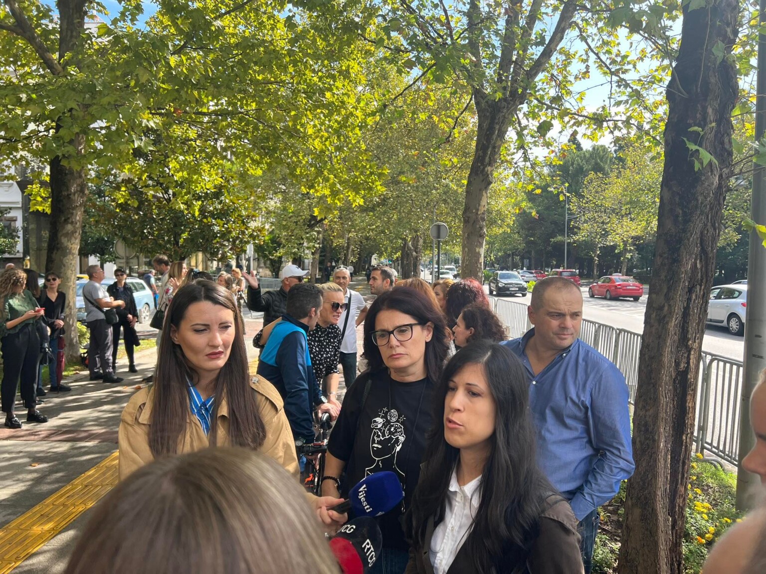 Ispred Skupštine protest zbog rebalansa budžeta