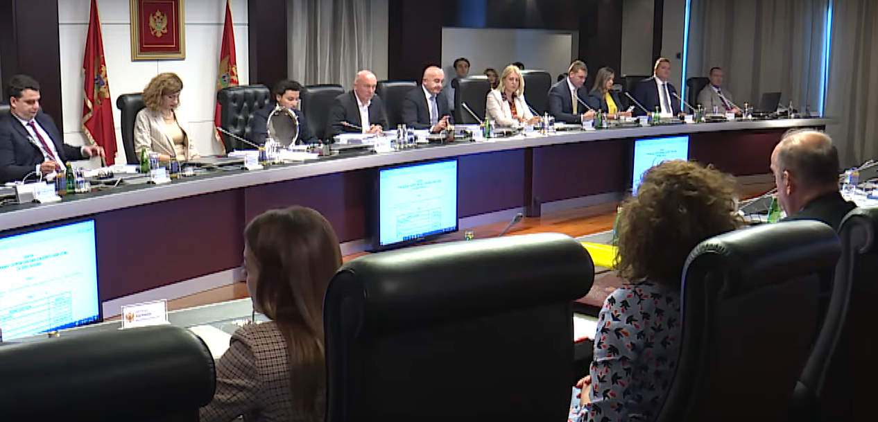 UŽIVO: Abazović: Nije istina da se nisam javio Ibrahimoviću, Damjanović: Planirano 54 miliona eura prihoda od zakona koji nisu ni predloženi