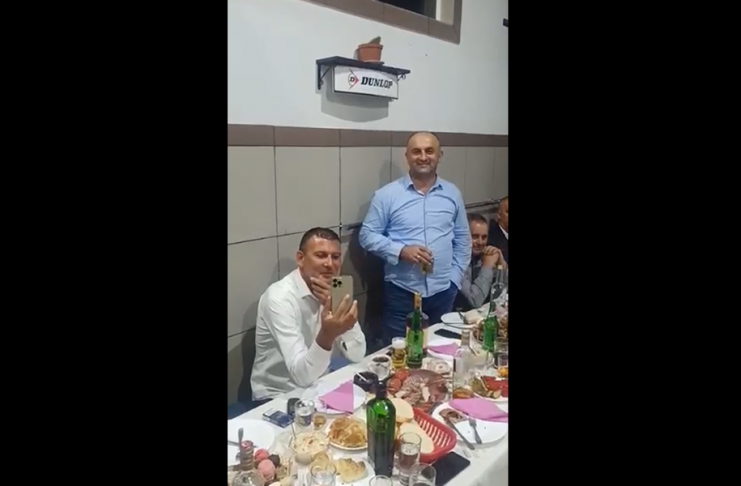 Zeković Policijski službenik Miljan Vuković pjeva četničke pjesme