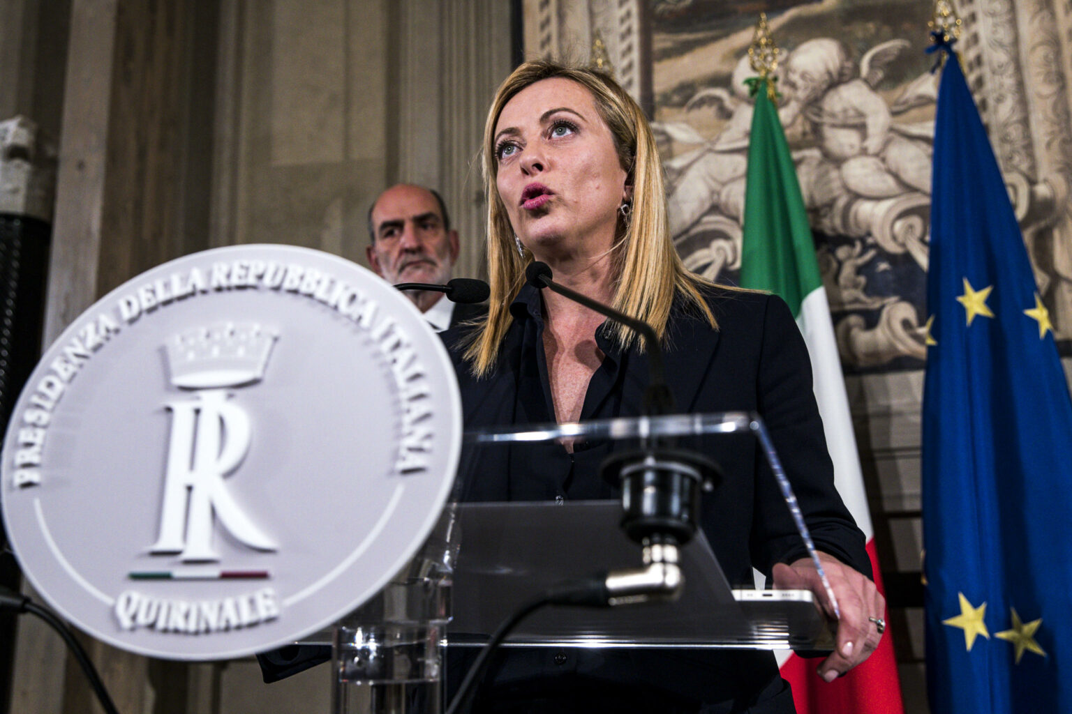 Italija i zvanično ima novu premijerku: Đorđa Meloni položila zakletvu